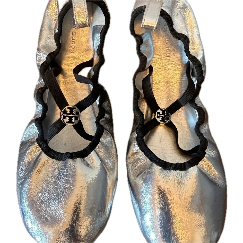 Tory Burch Silver Metallic Soft Scrunch Ballet Flats Women 9M Logo Elastic Strap
